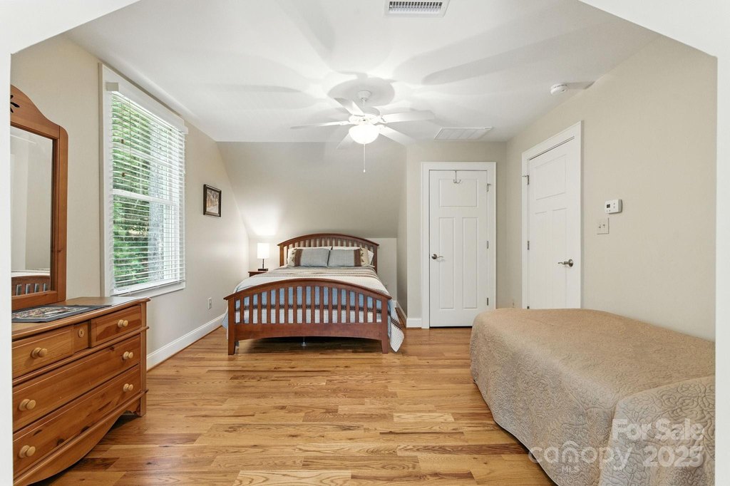 Connelly Springs, North Carolina, 28612, United States, 3 Bedrooms Bedrooms, ,3.5 BathroomsBathrooms,Residential,Forsale,1953168
