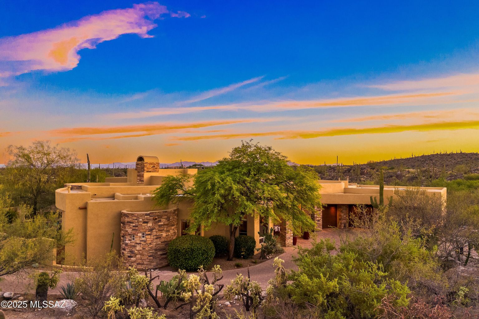 Tucson, Arizona, 85755, United States, 3 Bedrooms Bedrooms, ,2 BathroomsBathrooms,Residential,Forsale,1893856