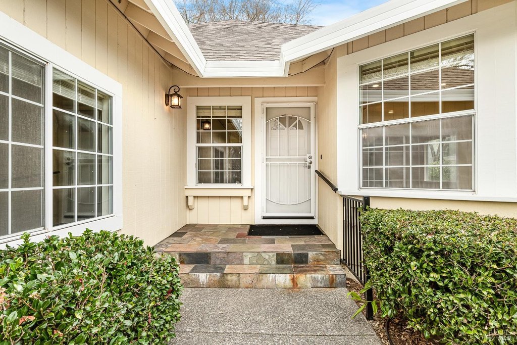 Santa Rosa, California, 95409, United States, 3 Bedrooms Bedrooms, ,2 BathroomsBathrooms,Residential,Forsale,1953130