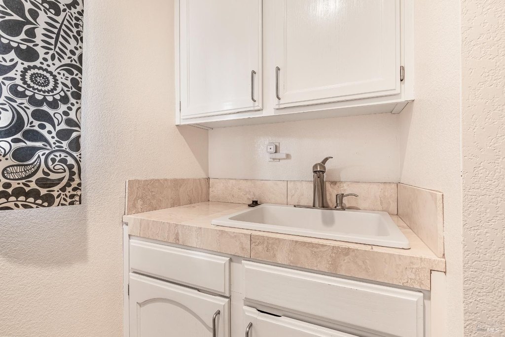 Santa Rosa, California, 95409, United States, 3 Bedrooms Bedrooms, ,2 BathroomsBathrooms,Residential,Forsale,1953130