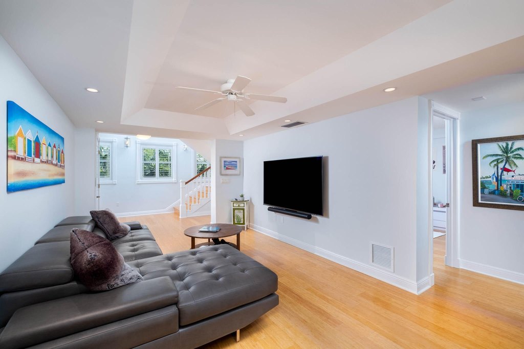 Plantation Key, Florida, 33036, United States, 4 Bedrooms Bedrooms, ,3 BathroomsBathrooms,Residential,Forsale,1971986