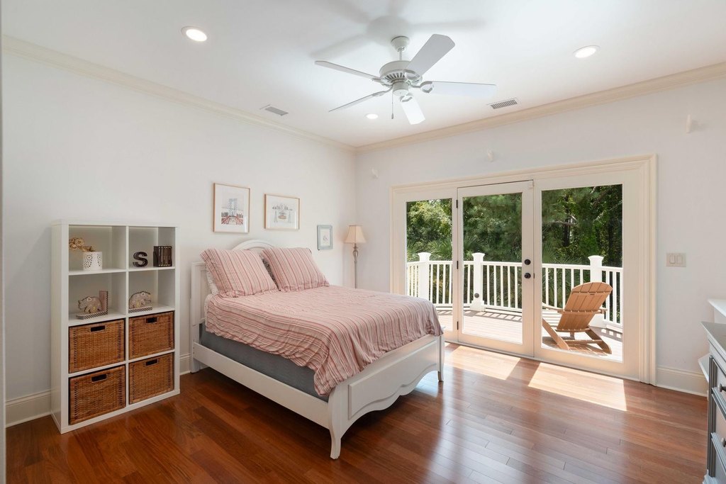 Mount Pleasant, South Carolina, 29464, United States, 4 Bedrooms Bedrooms, ,4 BathroomsBathrooms,Residential,Forsale,1985966