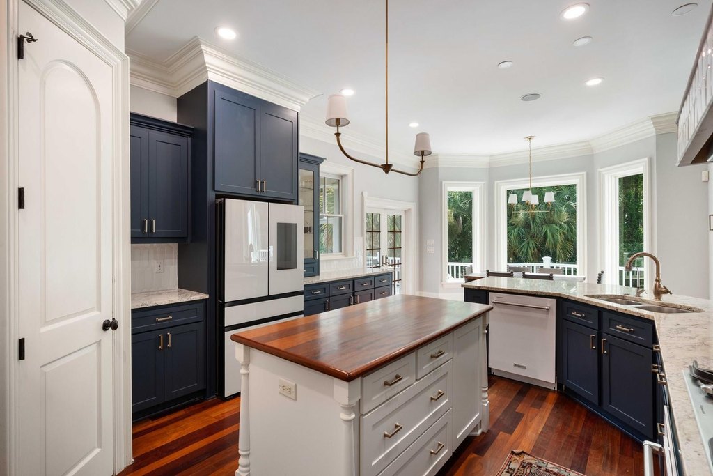 Mount Pleasant, South Carolina, 29464, United States, 4 Bedrooms Bedrooms, ,4 BathroomsBathrooms,Residential,Forsale,1985966