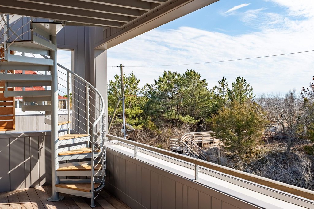 Cape May Point, New Jersey, 08212, United States, 3 Bedrooms Bedrooms, ,2.5 BathroomsBathrooms,Residential,Forsale,1967243