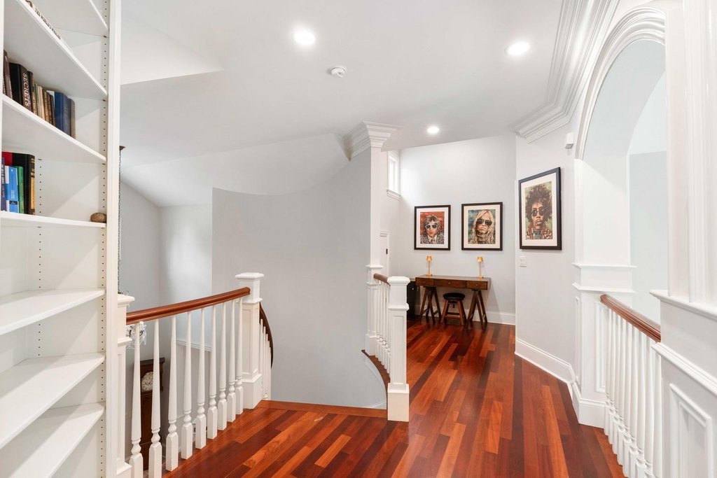 Mount Pleasant, South Carolina, 29464, United States, 4 Bedrooms Bedrooms, ,4 BathroomsBathrooms,Residential,Forsale,1985966