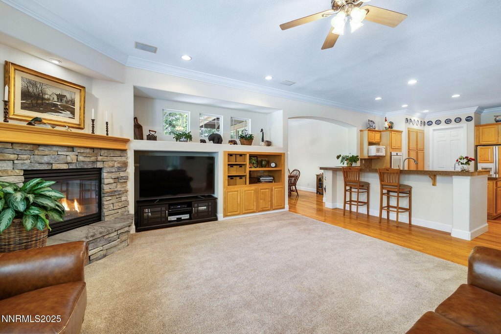 Reno, Nevada, 89519, United States, 4 Bedrooms Bedrooms, ,2.5 BathroomsBathrooms,Residential,Forsale,1954163