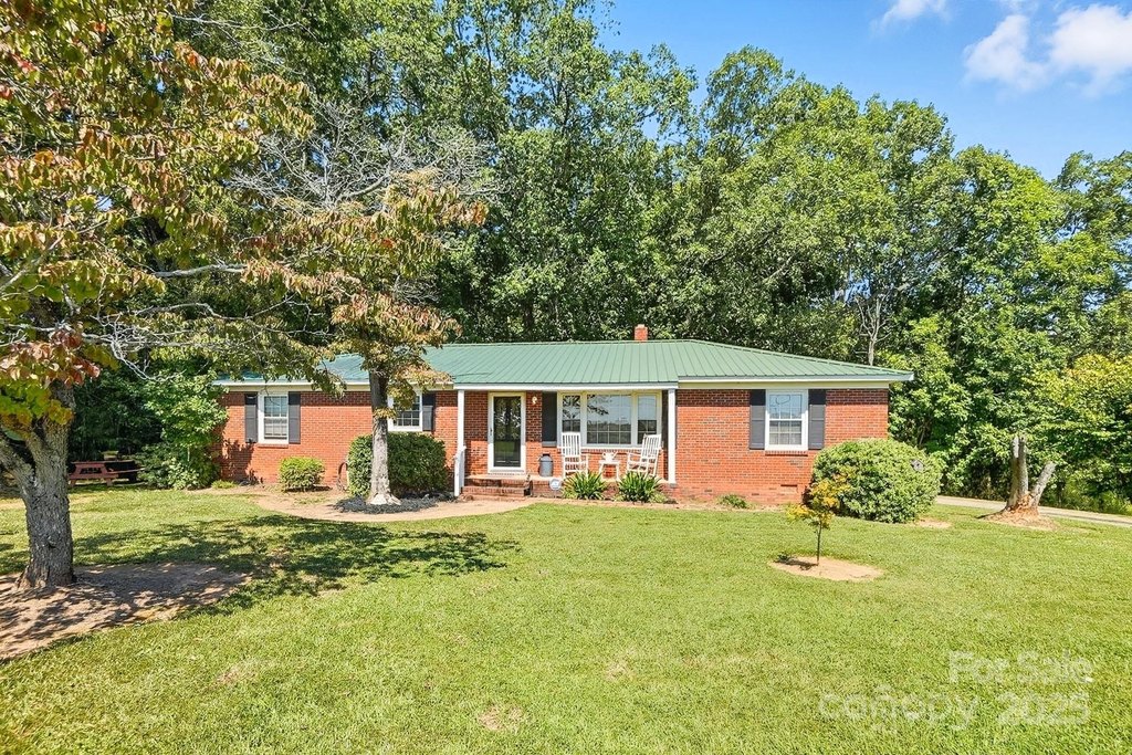 Monroe, North Carolina, 28110, United States, 3 Bedrooms Bedrooms, ,1 BathroomBathrooms,Residential,Forsale,1953170