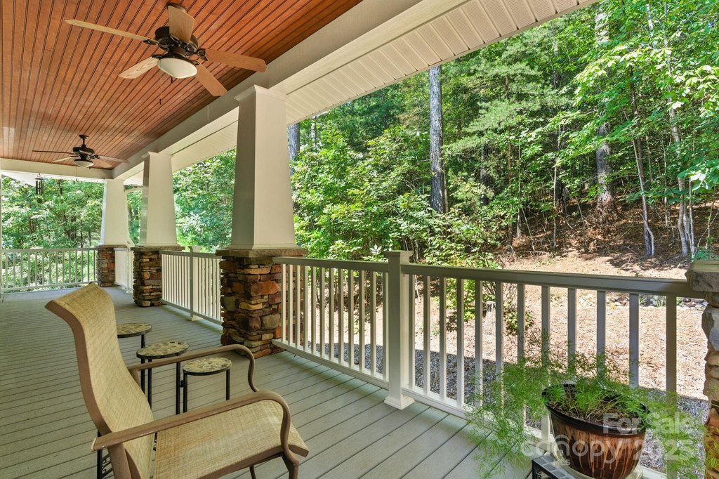 Connelly Springs, North Carolina, 28612, United States, 3 Bedrooms Bedrooms, ,3.5 BathroomsBathrooms,Residential,Forsale,1953168