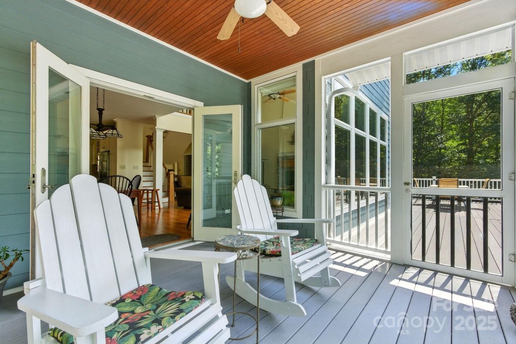 Connelly Springs, North Carolina, 28612, United States, 3 Bedrooms Bedrooms, ,3.5 BathroomsBathrooms,Residential,Forsale,1953168