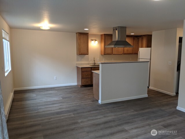 Shoreline, Washington, 98155, United States, 6 Bedrooms Bedrooms, ,6 BathroomsBathrooms,Residential,Forsale,2010232