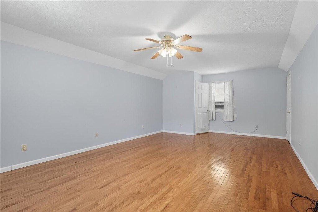 Russellville, Tennessee, 37860, United States, 3 Bedrooms Bedrooms, ,2.5 BathroomsBathrooms,Residential,Forsale,1962207