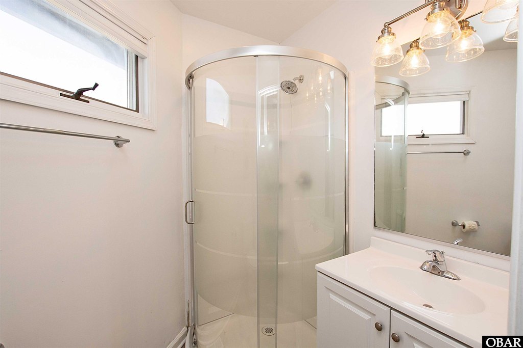 Corolla, North Carolina, 27927, United States, 5 Bedrooms Bedrooms, ,4.5 BathroomsBathrooms,Residential,Forsale,1993784