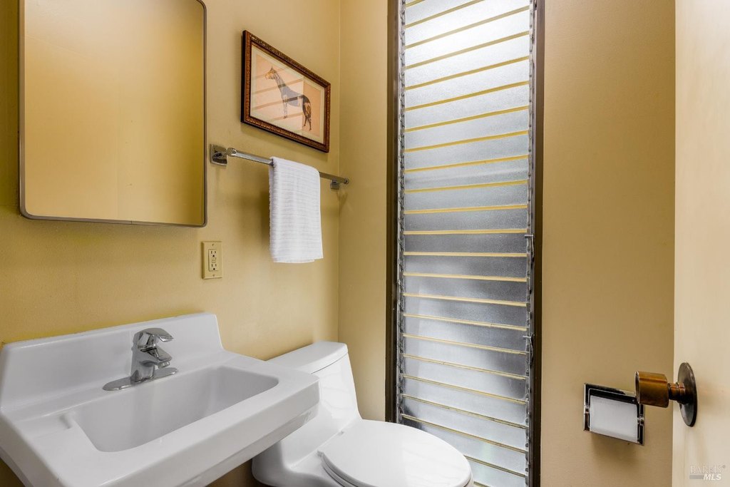 Santa Rosa, California, 95409, United States, 3 Bedrooms Bedrooms, ,2.5 BathroomsBathrooms,Residential,Forsale,1985934