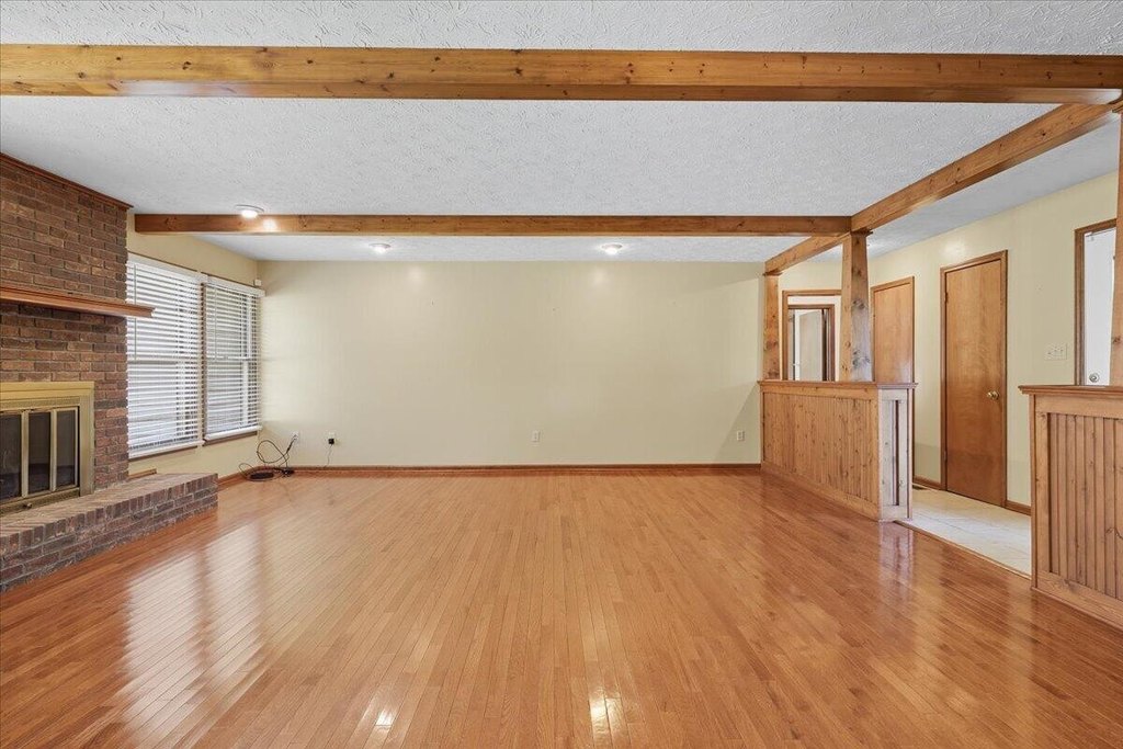 Russellville, Tennessee, 37860, United States, 3 Bedrooms Bedrooms, ,2.5 BathroomsBathrooms,Residential,Forsale,1962207