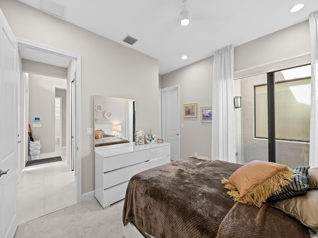 Boynton Beach, Florida, 33473, United States, 3 Bedrooms Bedrooms, ,3 BathroomsBathrooms,Residential,Forsale,1969927