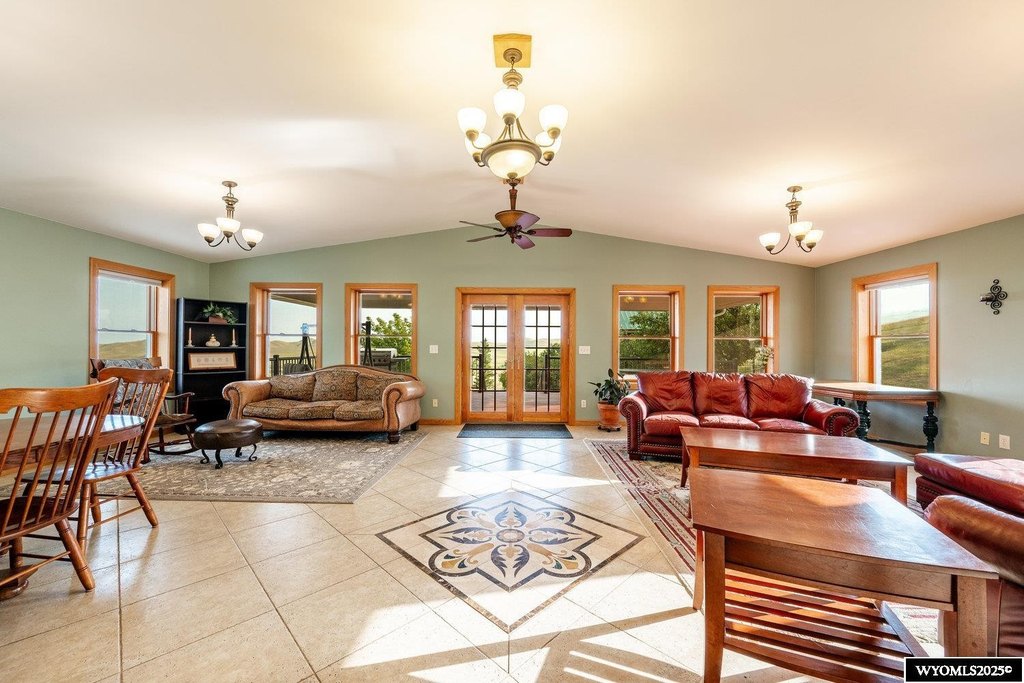 Banner, Wyoming, 82832, United States, 5 Bedrooms Bedrooms, ,3 BathroomsBathrooms,Residential,Forsale,1962253