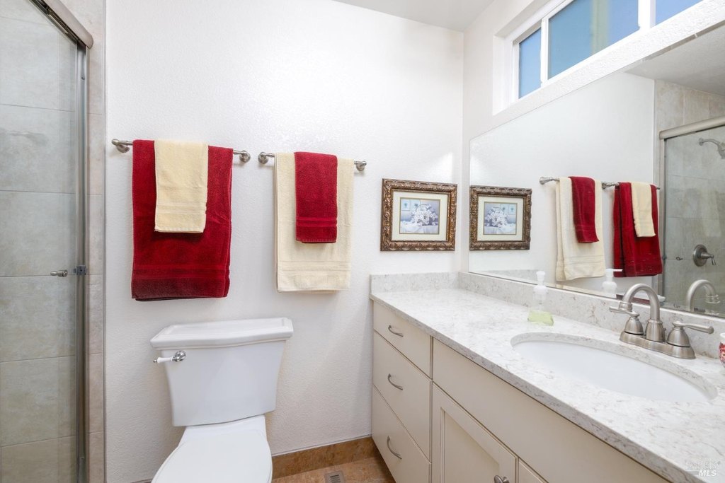 Santa Rosa, California, 95409, United States, 2 Bedrooms Bedrooms, ,2 BathroomsBathrooms,Residential,Forsale,1953129