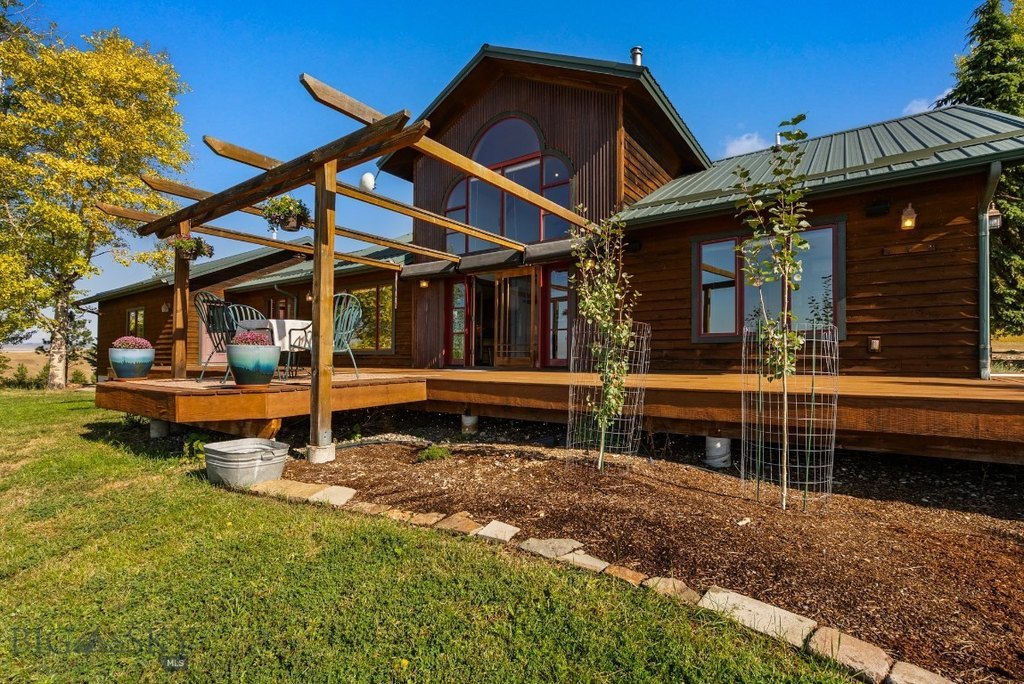 Belgrade, Montana, 59714, United States, 4 Bedrooms Bedrooms, ,4 BathroomsBathrooms,Residential,Forsale,1986966