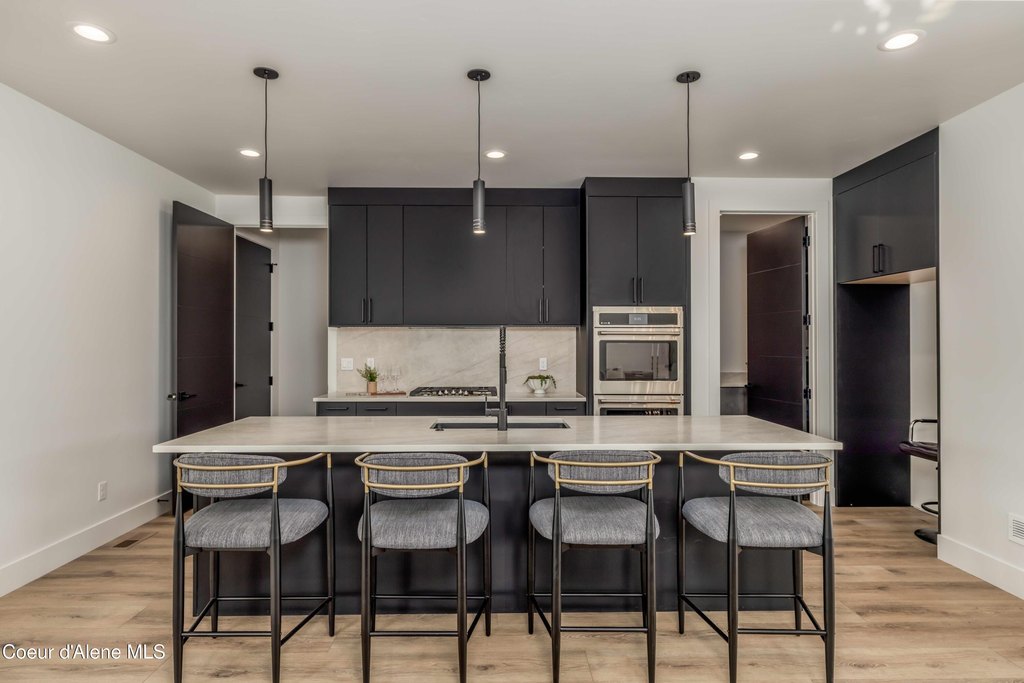 Hayden, Idaho, 83835, United States, 5 Bedrooms Bedrooms, ,4.5 BathroomsBathrooms,Residential,Forsale,1984586