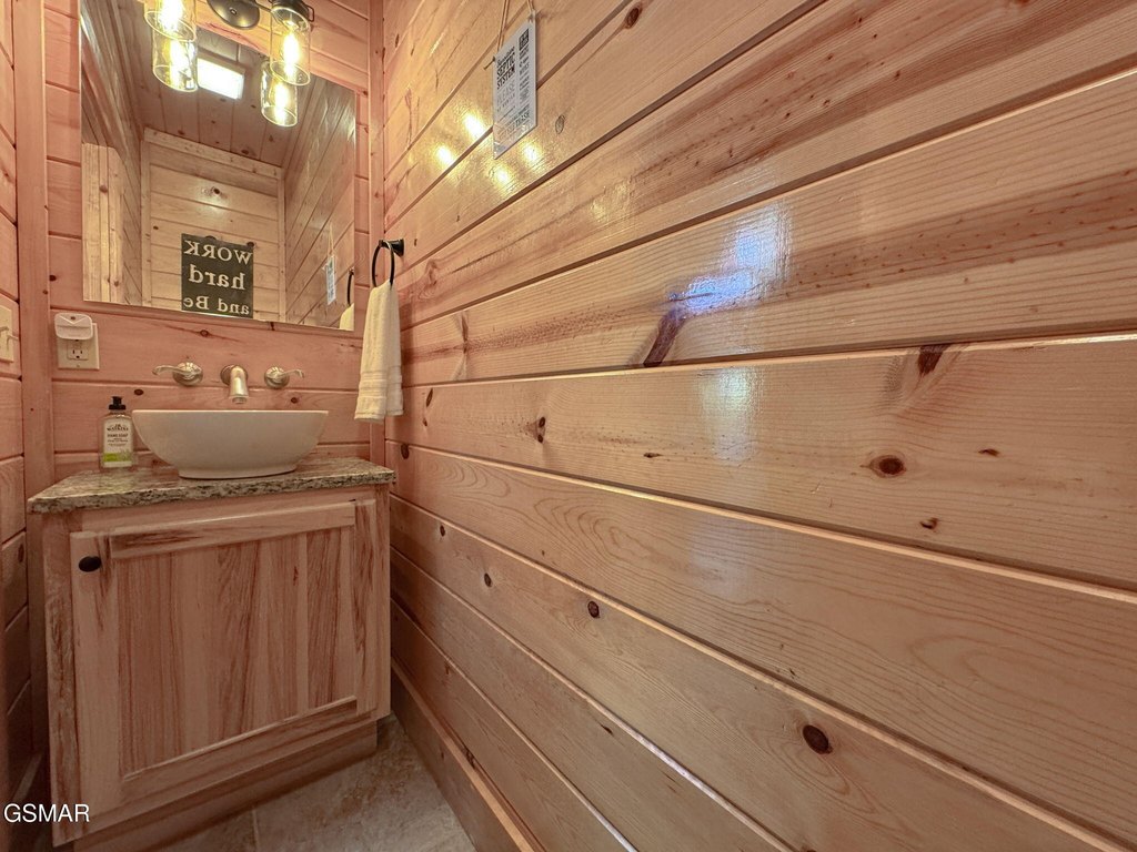 Sevierville, Tennessee, 37876, United States, 3 Bedrooms Bedrooms, ,3.5 BathroomsBathrooms,Residential,Forsale,1960217