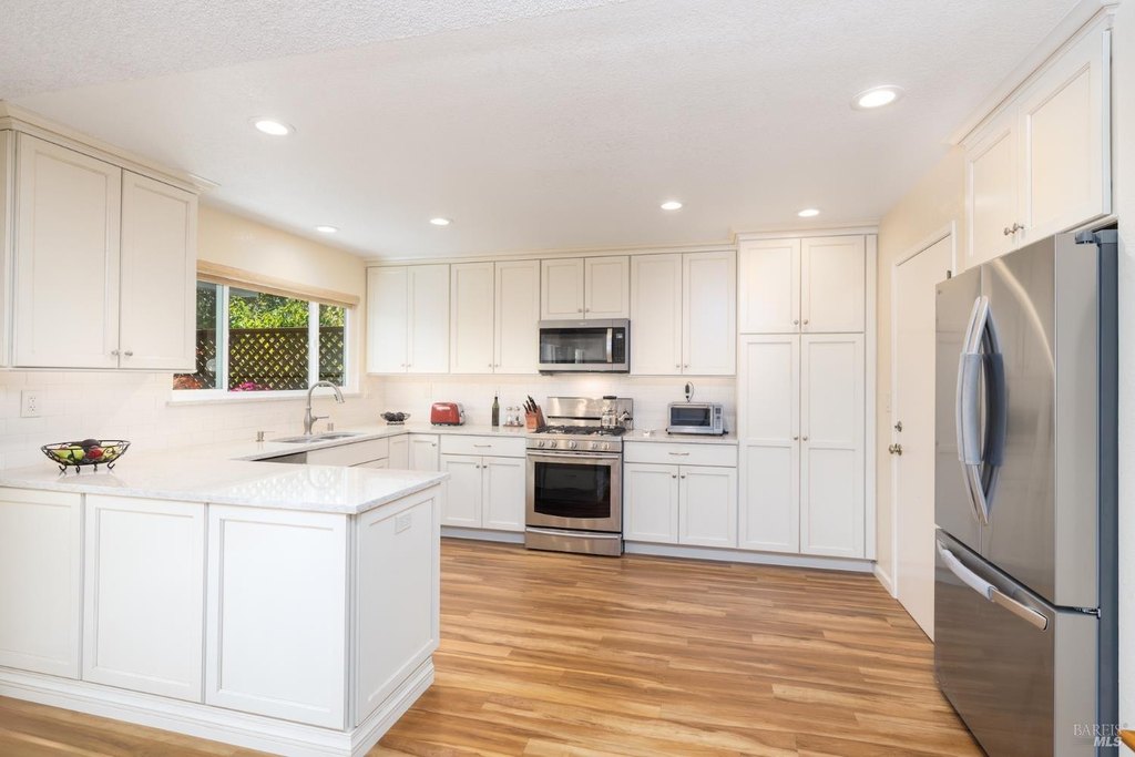 Santa Rosa, California, 95409, United States, 2 Bedrooms Bedrooms, ,2 BathroomsBathrooms,Residential,Forsale,1953129