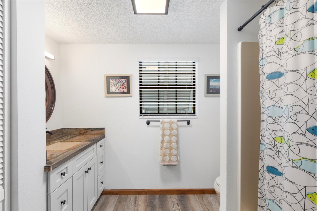 Ramrod Key, Florida, 33042, United States, 3 Bedrooms Bedrooms, ,2 BathroomsBathrooms,Residential,Forsale,1971967