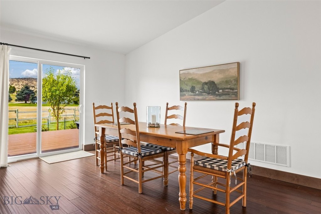 Ennis, Montana, 59729, United States, 3 Bedrooms Bedrooms, ,2 BathroomsBathrooms,Residential,Forsale,1986961