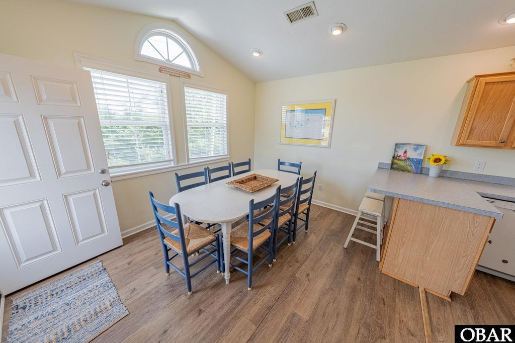 Waves, North Carolina, 27982, United States, 3 Bedrooms Bedrooms, ,2 BathroomsBathrooms,Residential,Forsale,1964374