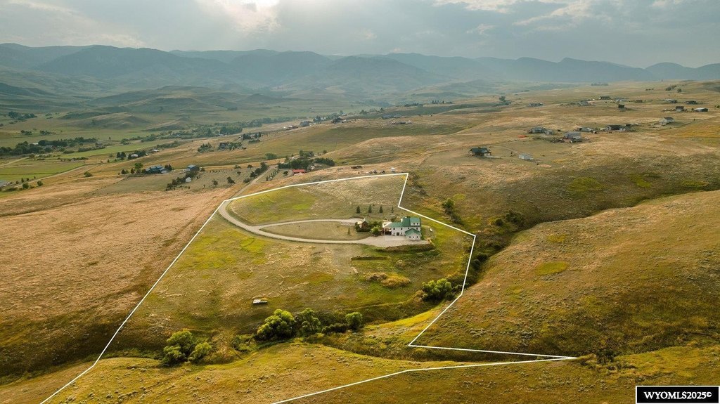 Banner, Wyoming, 82832, United States, 5 Bedrooms Bedrooms, ,3 BathroomsBathrooms,Residential,Forsale,1962253