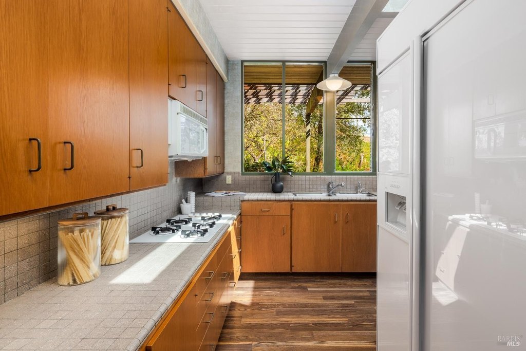 Santa Rosa, California, 95409, United States, 3 Bedrooms Bedrooms, ,2.5 BathroomsBathrooms,Residential,Forsale,1985934