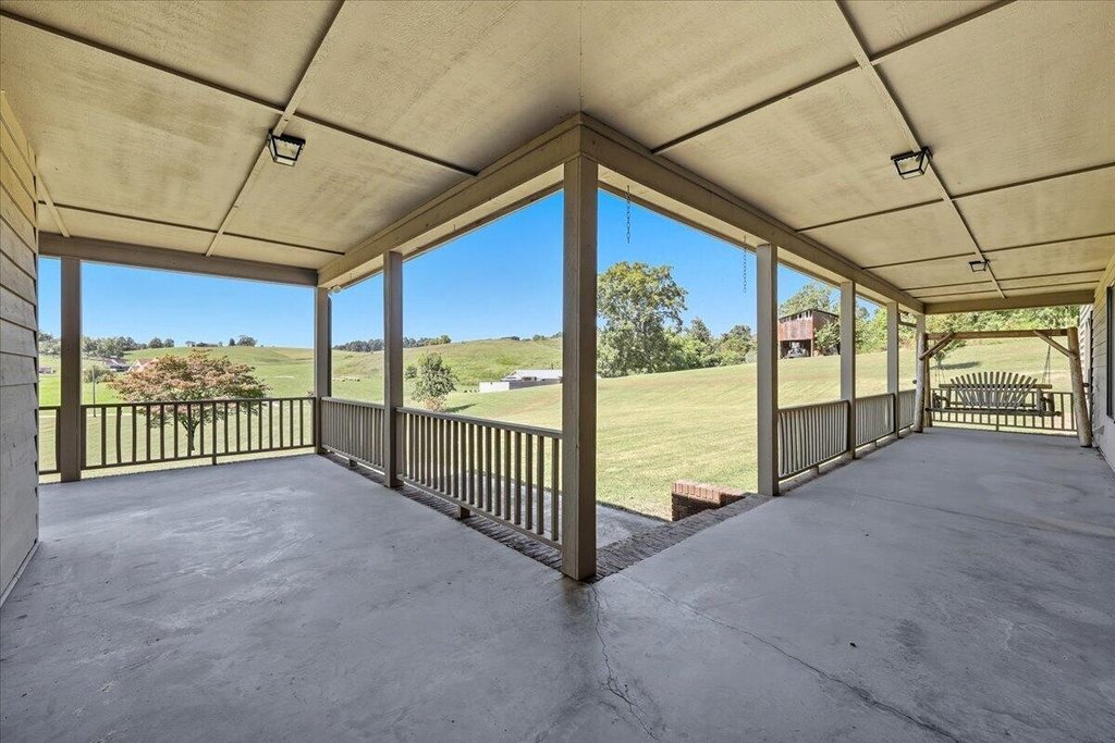 Russellville, Tennessee, 37860, United States, 3 Bedrooms Bedrooms, ,2.5 BathroomsBathrooms,Residential,Forsale,1962207