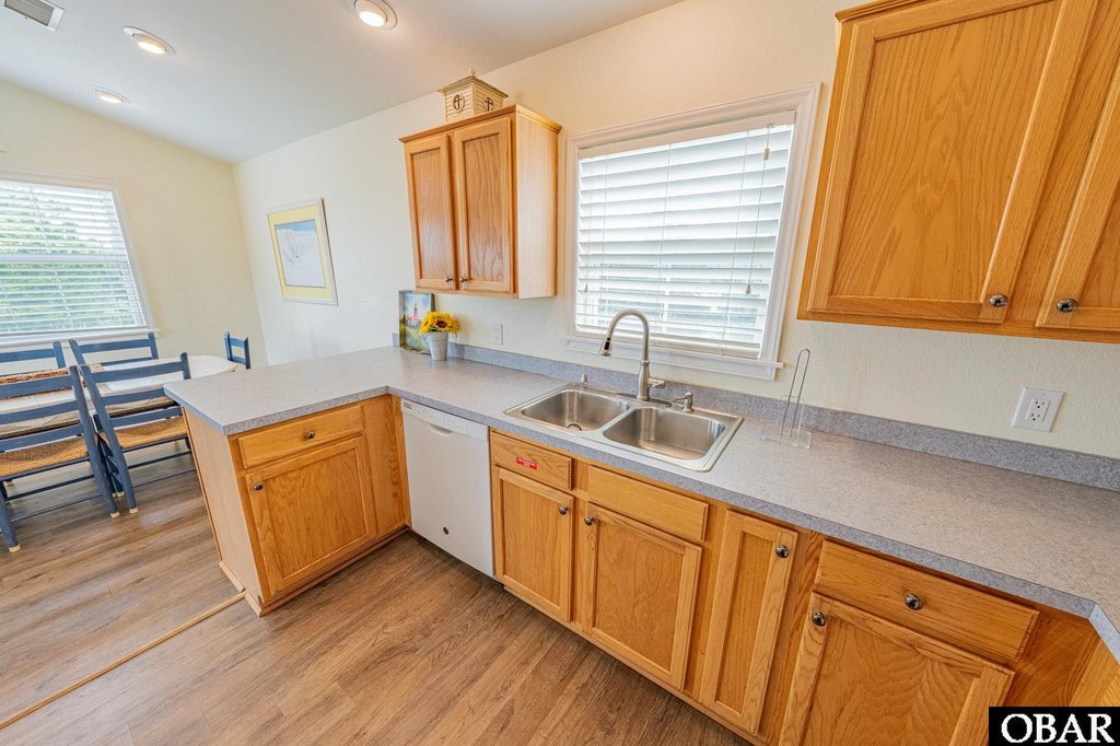 Waves, North Carolina, 27982, United States, 3 Bedrooms Bedrooms, ,2 BathroomsBathrooms,Residential,Forsale,1964374