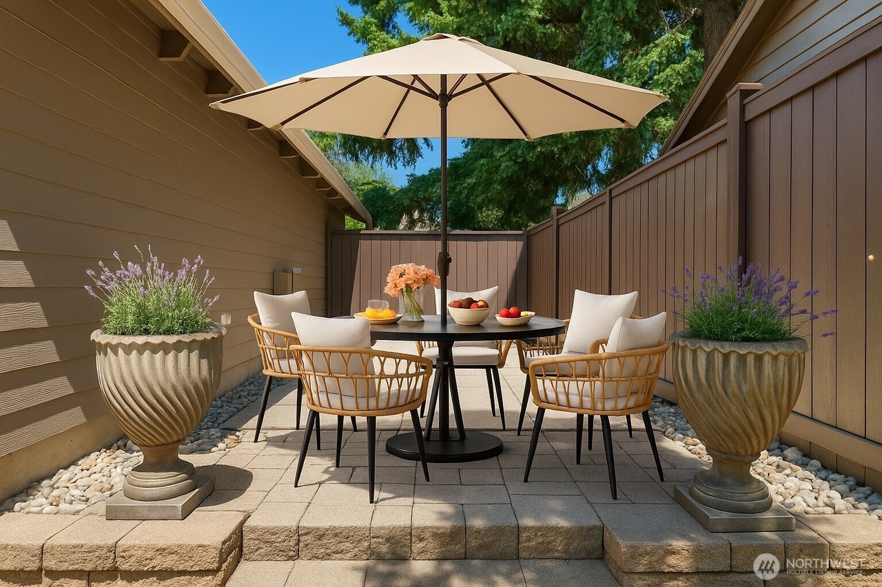 Kirkland, Washington, 98033, United States, 3 Bedrooms Bedrooms, ,3 BathroomsBathrooms,Residential,Forsale,1946229