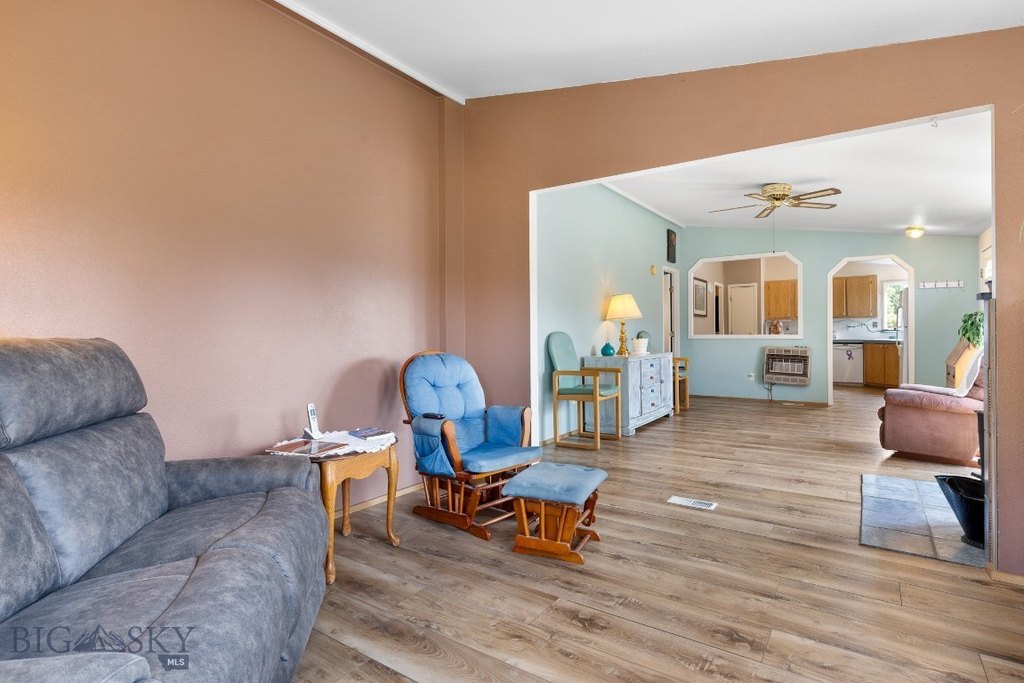 Whitehall, Montana, 59759, United States, 2 Bedrooms Bedrooms, ,2 BathroomsBathrooms,Residential,Forsale,1986969