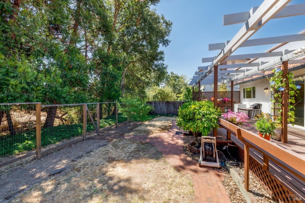 Santa Rosa, California, 95409, United States, 2 Bedrooms Bedrooms, ,2 BathroomsBathrooms,Residential,Forsale,1953129