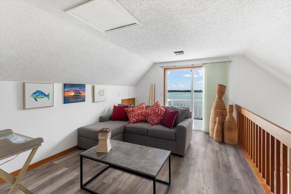 Ramrod Key, Florida, 33042, United States, 3 Bedrooms Bedrooms, ,2 BathroomsBathrooms,Residential,Forsale,1971967