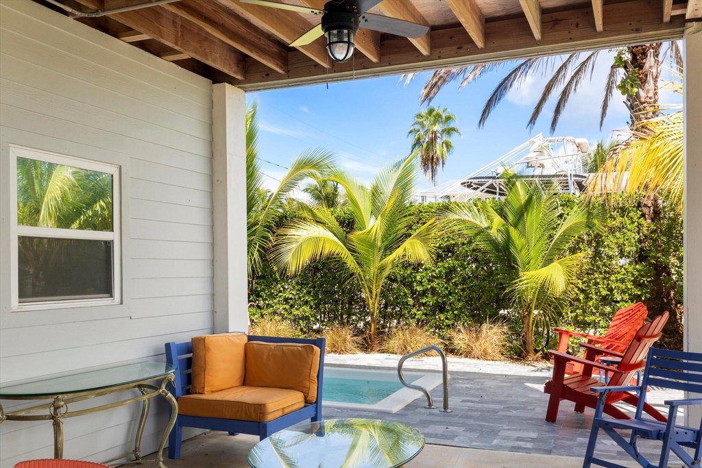 Ramrod Key, Florida, 33042, United States, 3 Bedrooms Bedrooms, ,2 BathroomsBathrooms,Residential,Forsale,1971967