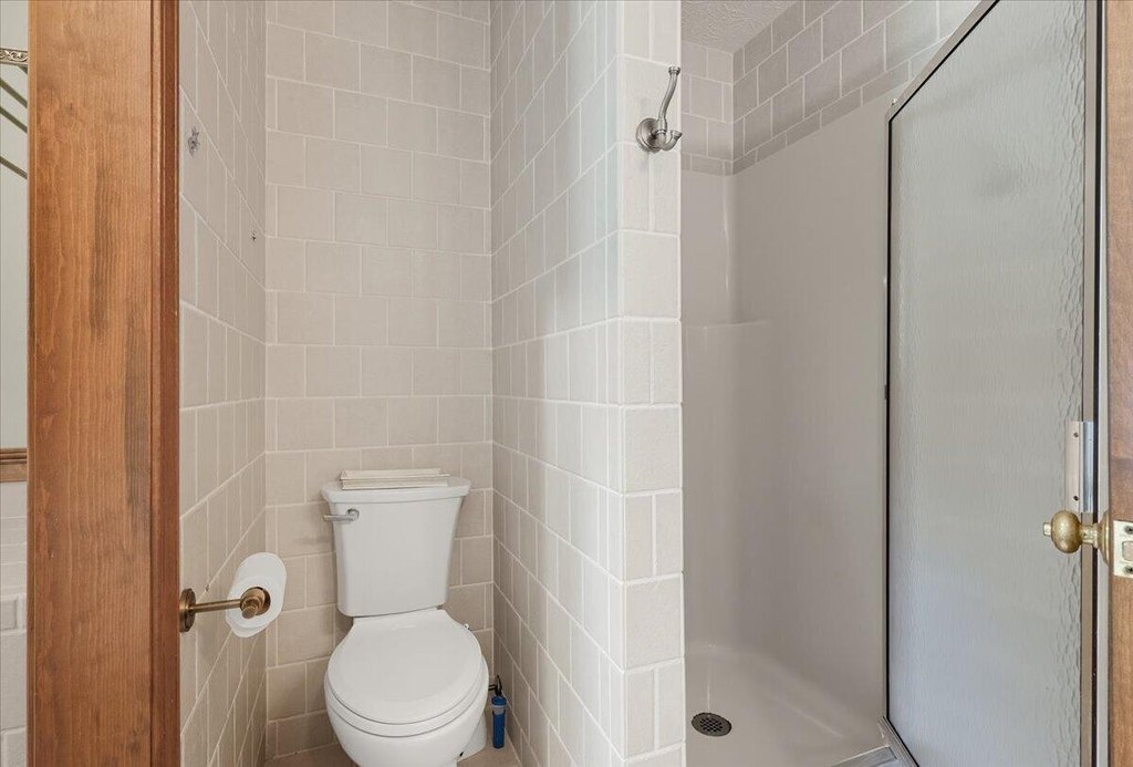 Russellville, Tennessee, 37860, United States, 3 Bedrooms Bedrooms, ,2.5 BathroomsBathrooms,Residential,Forsale,1962207