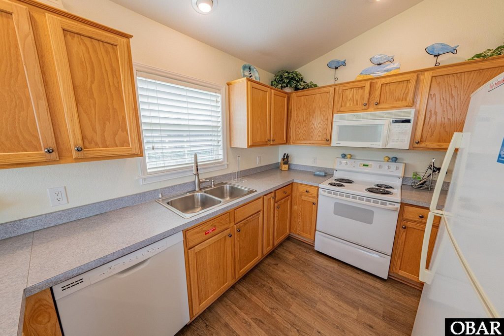 Waves, North Carolina, 27982, United States, 3 Bedrooms Bedrooms, ,2 BathroomsBathrooms,Residential,Forsale,1964374