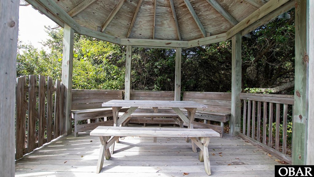 Corolla, North Carolina, 27927, United States, 5 Bedrooms Bedrooms, ,4.5 BathroomsBathrooms,Residential,Forsale,1993784