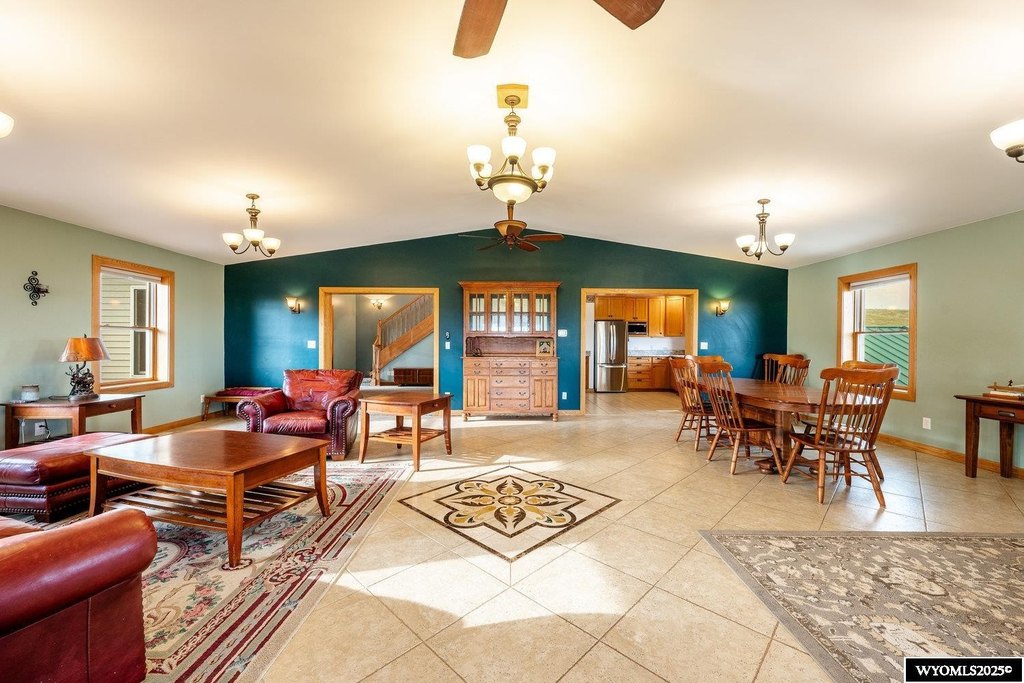 Banner, Wyoming, 82832, United States, 5 Bedrooms Bedrooms, ,3 BathroomsBathrooms,Residential,Forsale,1962253