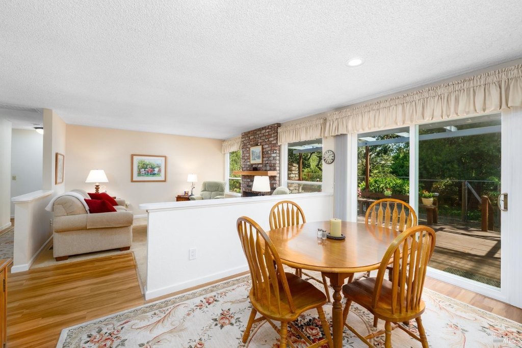 Santa Rosa, California, 95409, United States, 2 Bedrooms Bedrooms, ,2 BathroomsBathrooms,Residential,Forsale,1953129