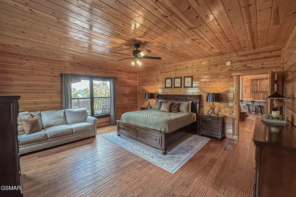 Sevierville, Tennessee, 37876, United States, 3 Bedrooms Bedrooms, ,3.5 BathroomsBathrooms,Residential,Forsale,1960217