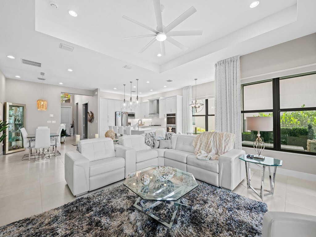 Boynton Beach, Florida, 33473, United States, 3 Bedrooms Bedrooms, ,3 BathroomsBathrooms,Residential,Forsale,1969927