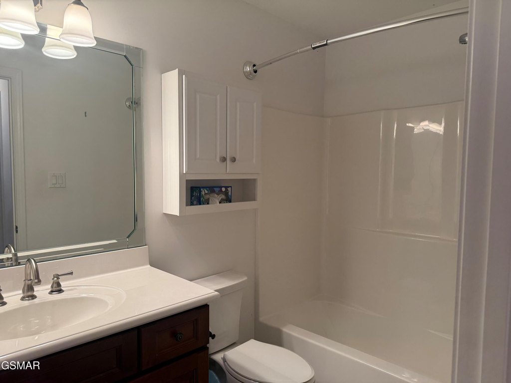 Sevierville, Tennessee, 37862, United States, 3 Bedrooms Bedrooms, ,3 BathroomsBathrooms,Residential,Forsale,1960239