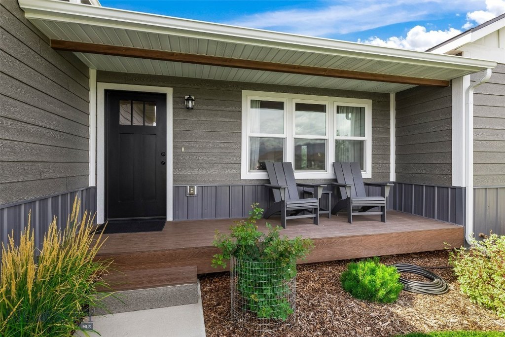 Ennis, Montana, 59729, United States, 3 Bedrooms Bedrooms, ,2 BathroomsBathrooms,Residential,Forsale,1986961