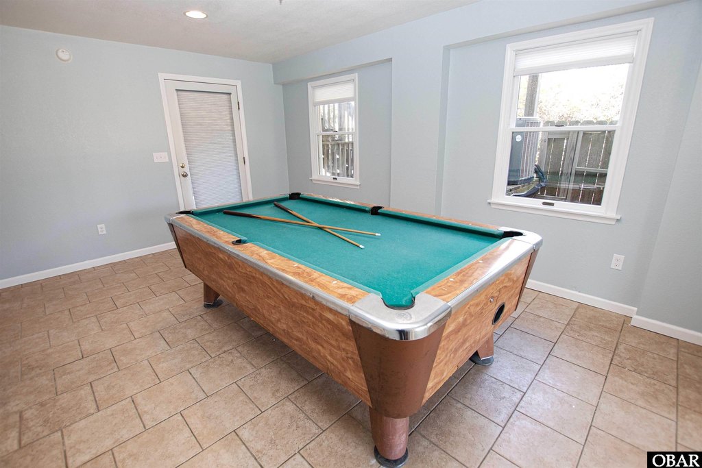 Corolla, North Carolina, 27927, United States, 5 Bedrooms Bedrooms, ,4.5 BathroomsBathrooms,Residential,Forsale,1993784