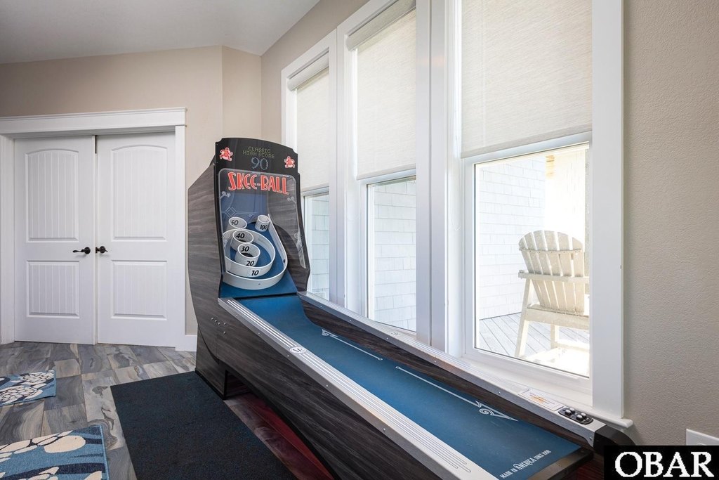 Duck, North Carolina, 27949, United States, 12 Bedrooms Bedrooms, ,12.5 BathroomsBathrooms,Residential,Forsale,1964360