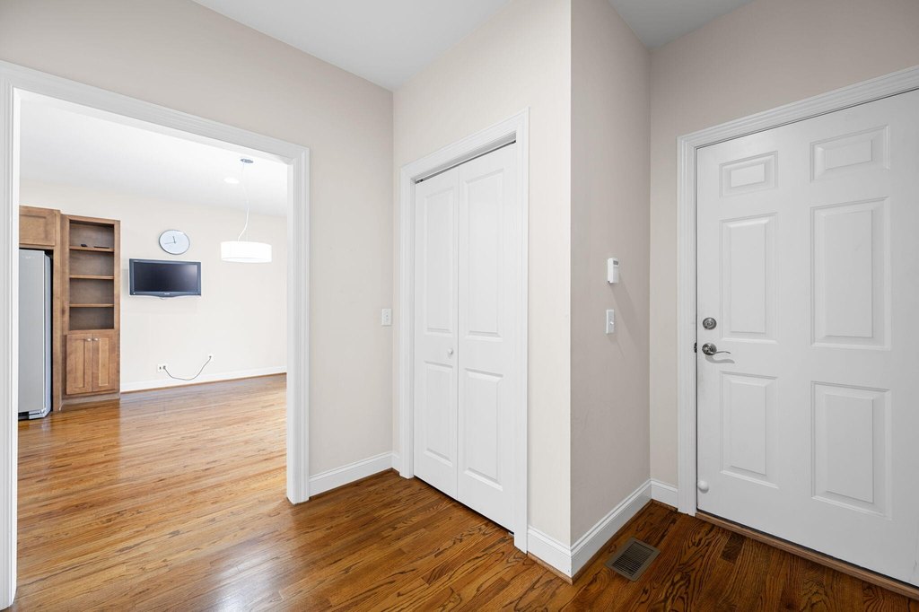 Chattanooga, Tennessee, 37421, United States, 3 Bedrooms Bedrooms, ,2 BathroomsBathrooms,Residential,Forsale,1946773