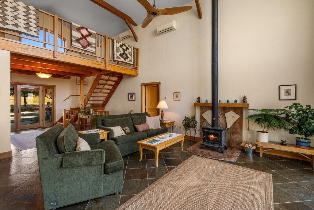 Belgrade, Montana, 59714, United States, 4 Bedrooms Bedrooms, ,4 BathroomsBathrooms,Residential,Forsale,1986966